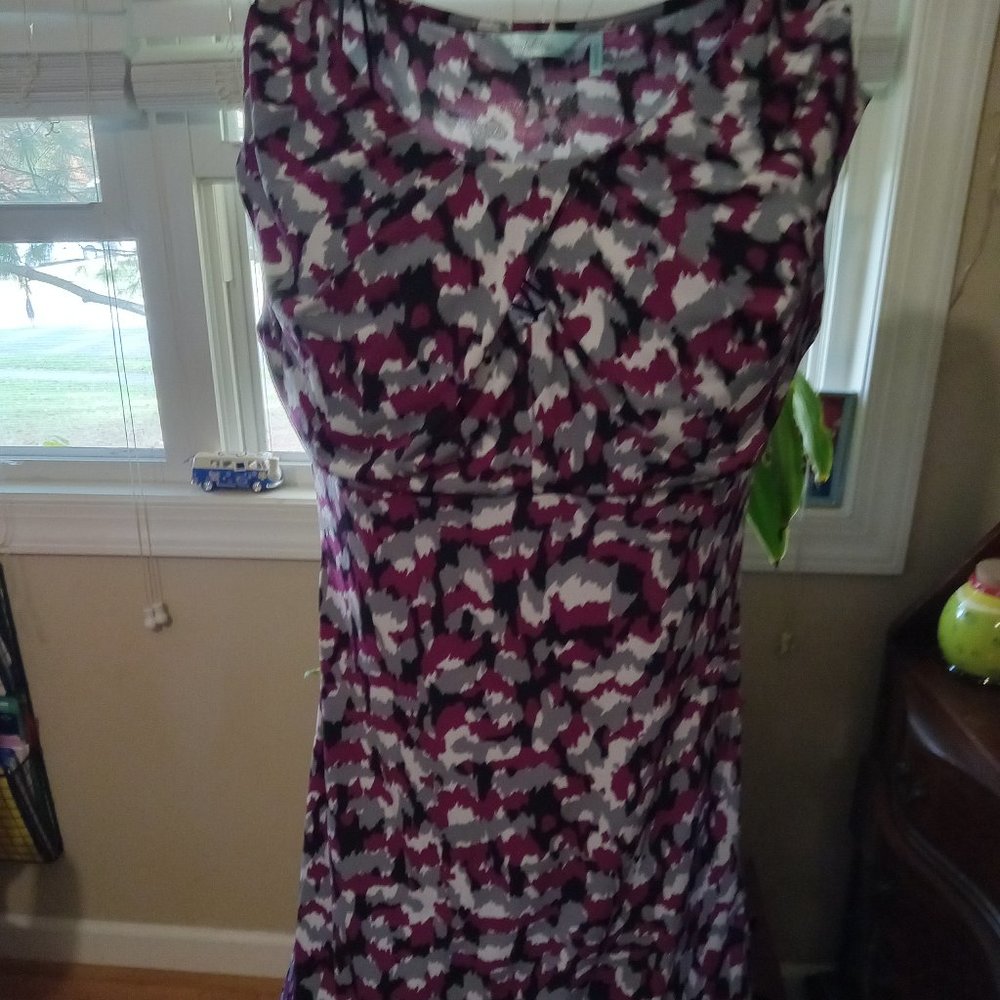Womens dress size Medium